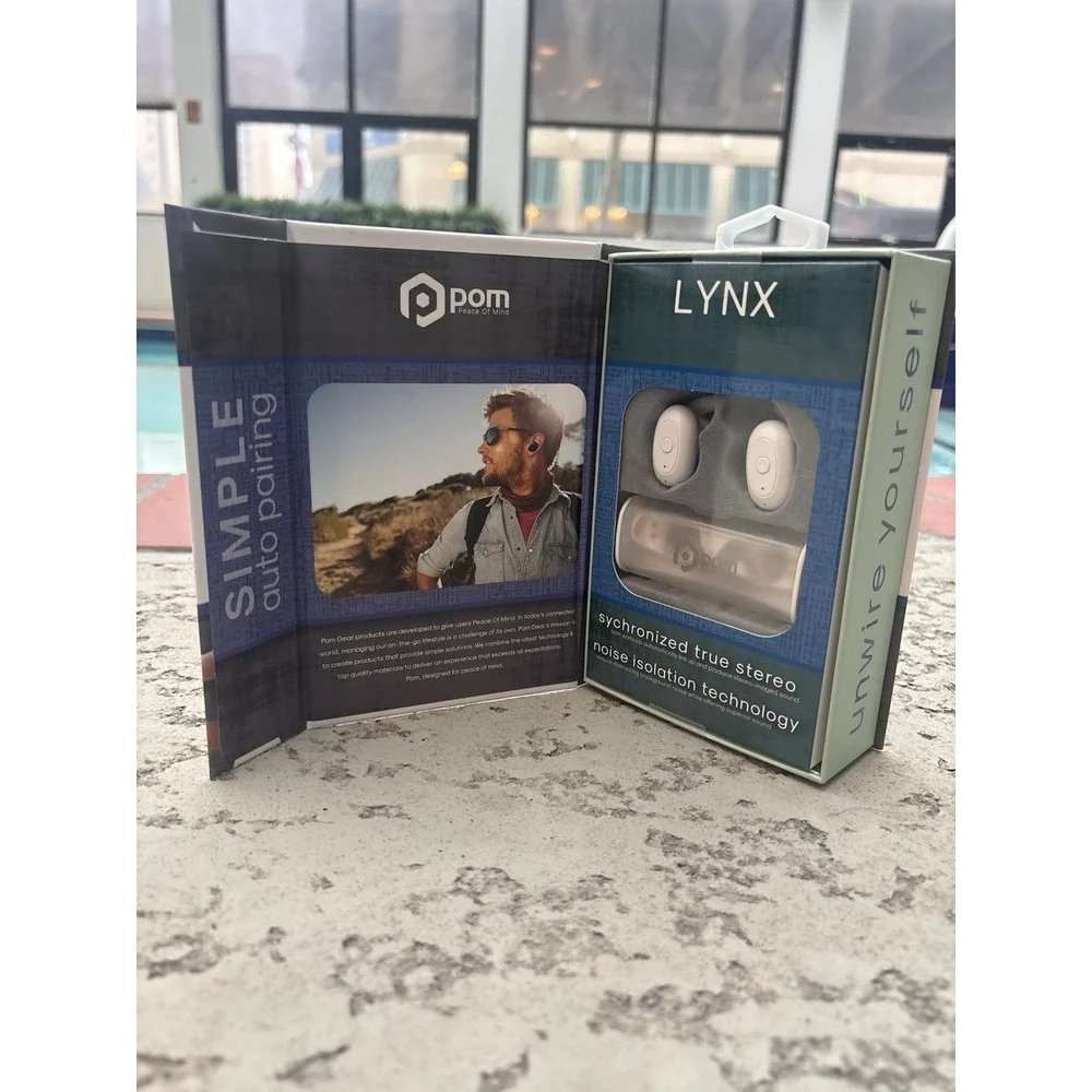 LYNX True Wireless Bluetooth Earbuds with Charging Case White Brand New